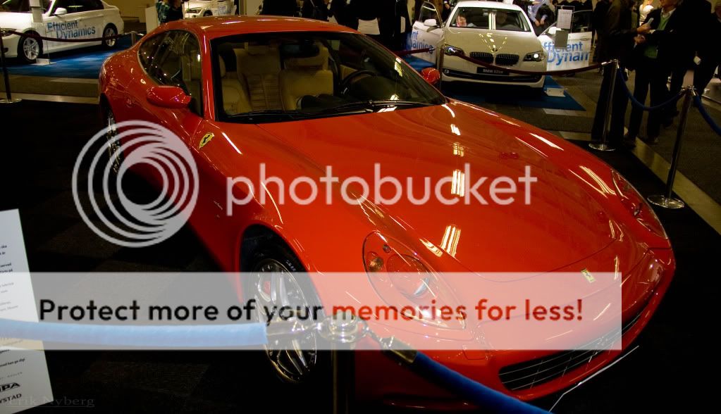 http://i856.photobucket.com/albums/ab125/Masquerade17/Motorshow2/IMG_3407.jpg