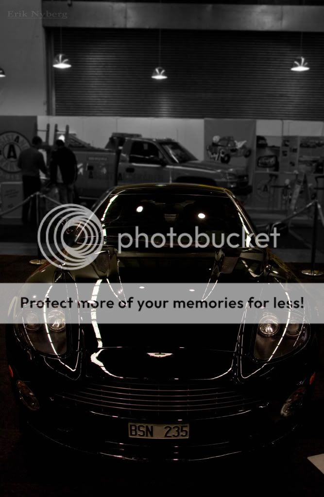 http://i856.photobucket.com/albums/ab125/Masquerade17/Motorshow2/IMG_3445.jpg
