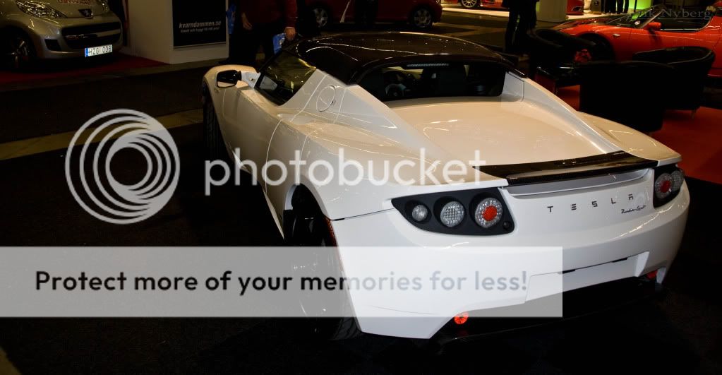 http://i856.photobucket.com/albums/ab125/Masquerade17/Motorshow2/IMG_3493.jpg