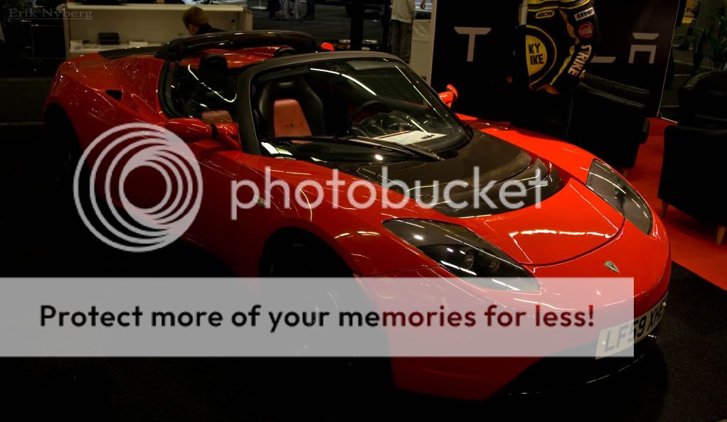 http://i856.photobucket.com/albums/ab125/Masquerade17/Motorshow2/IMG_3511.jpg