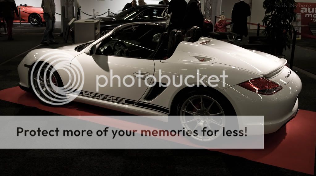 http://i856.photobucket.com/albums/ab125/Masquerade17/Motorshow2/IMG_3514.jpg