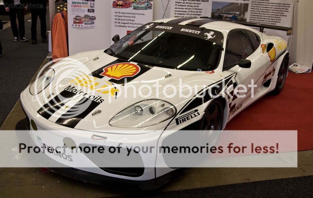 http://i856.photobucket.com/albums/ab125/Masquerade17/Motorshow2/IMG_3524.jpg