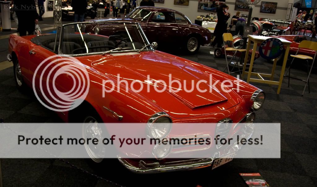http://i856.photobucket.com/albums/ab125/Masquerade17/Motorshow2/IMG_3532.jpg