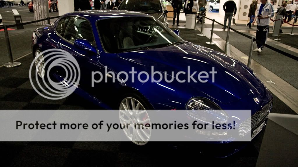 http://i856.photobucket.com/albums/ab125/Masquerade17/Motorshow2/IMG_3553.jpg